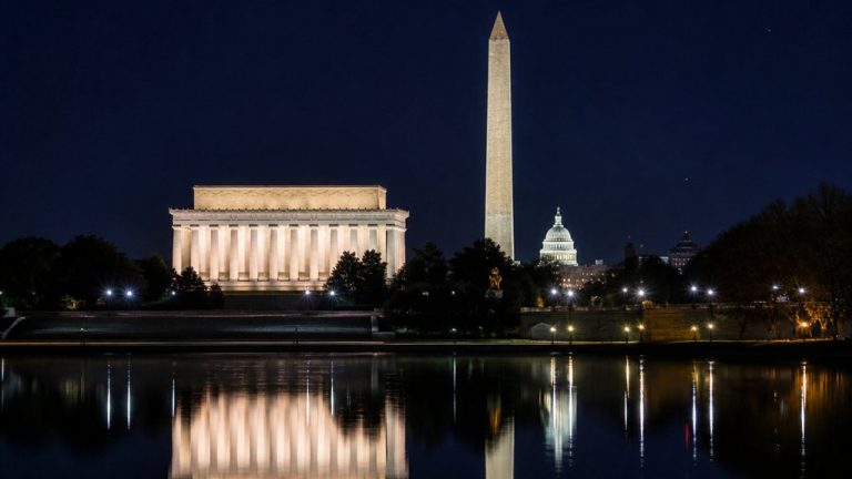 Washington DC Monuments by Night Guide