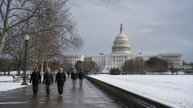 cold season capital sightseeing tips