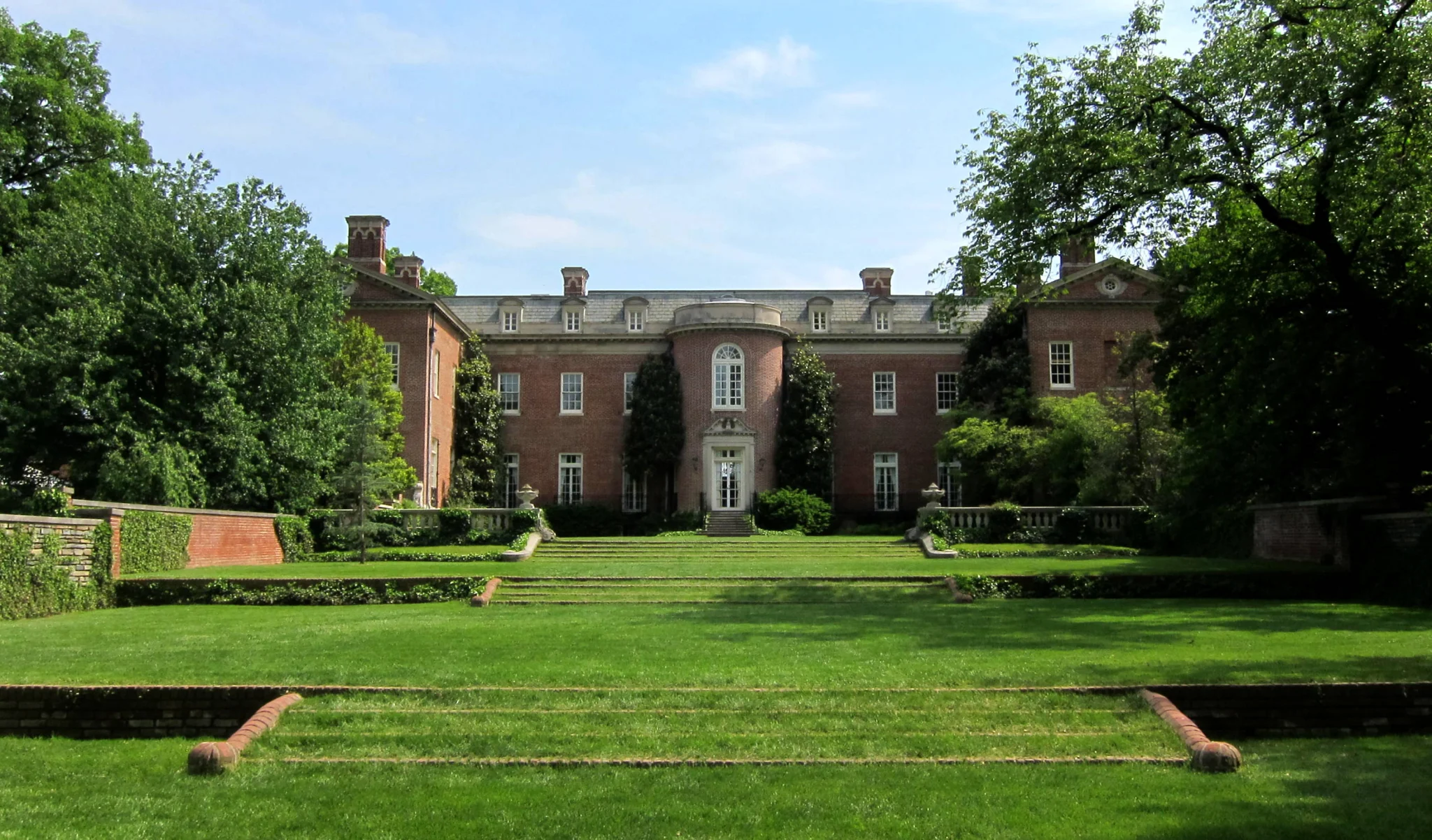 Leafy landscaped garden at Dumbarton Oaks in Georgetown, Washington DC