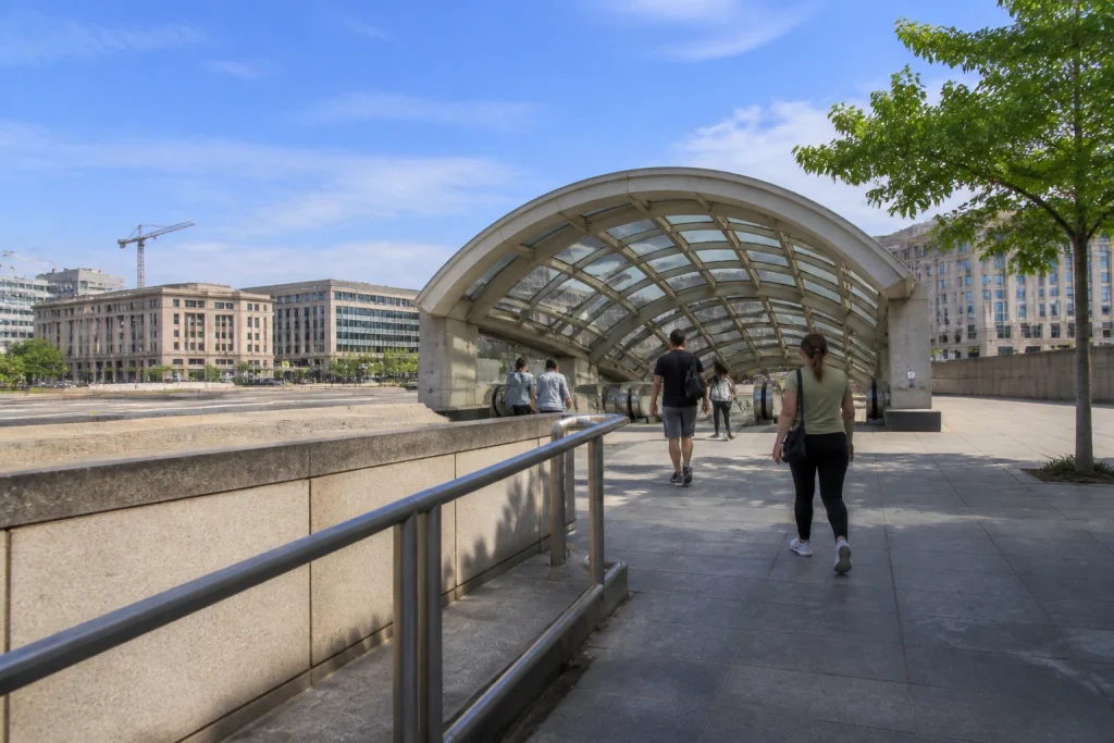Pedestrian approach to L'Enfant Plaza Metro station in Washington DC